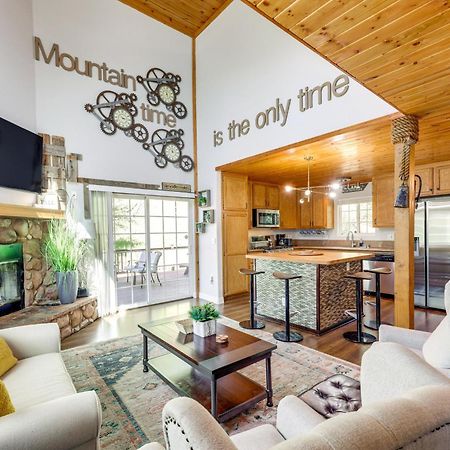 Remodeled Crestline Retreat Walk To Lake Gregory! Eksteriør billede
