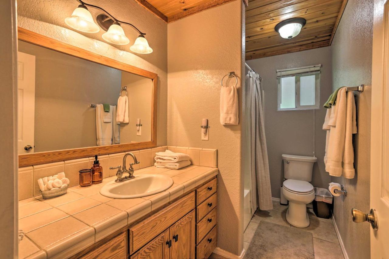 Remodeled Crestline Retreat Walk To Lake Gregory! Eksteriør billede