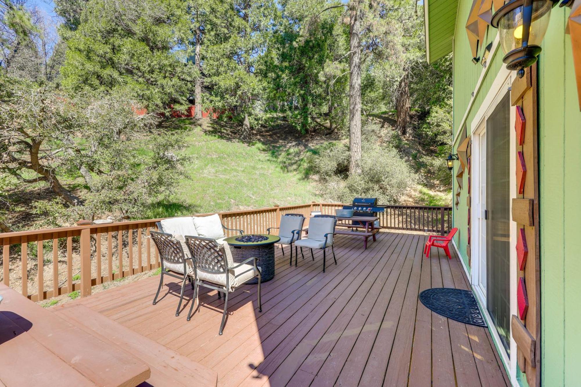 Remodeled Crestline Retreat Walk To Lake Gregory! Eksteriør billede