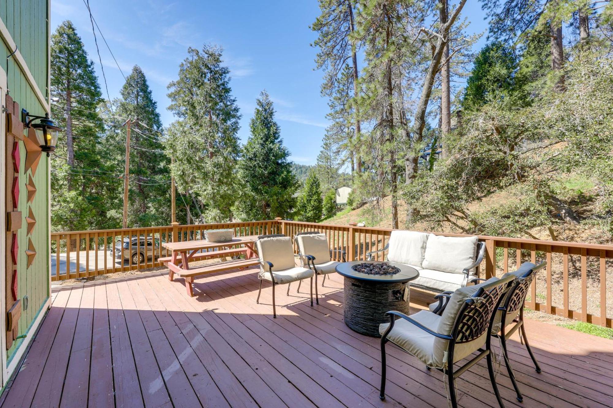 Remodeled Crestline Retreat Walk To Lake Gregory! Eksteriør billede